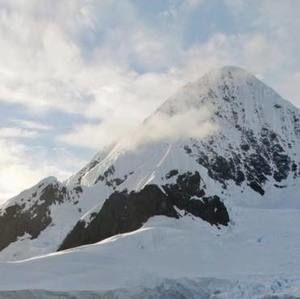 Meet your Posher, Carlee